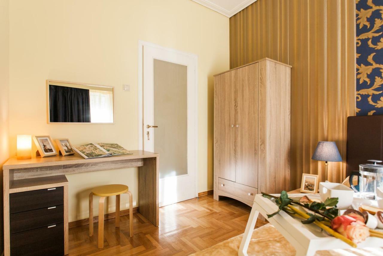 Private Central View Rooms In Apartment Near To Acropolis Metro Station Athènes Extérieur photo